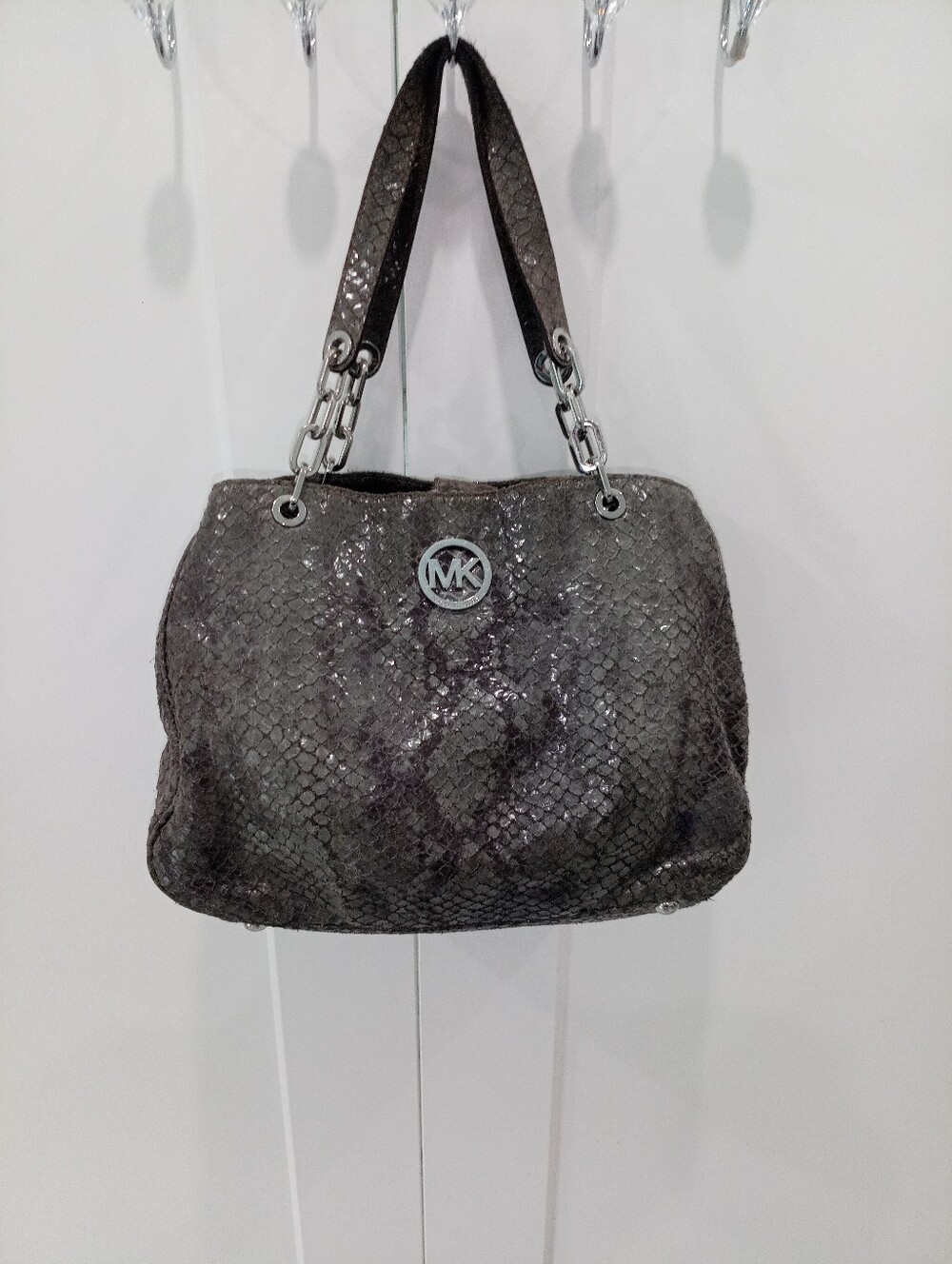 ✨ Michael Kors Metallic Python Leather Tote – Iconic, Edgy Luxury! Fair Preowned